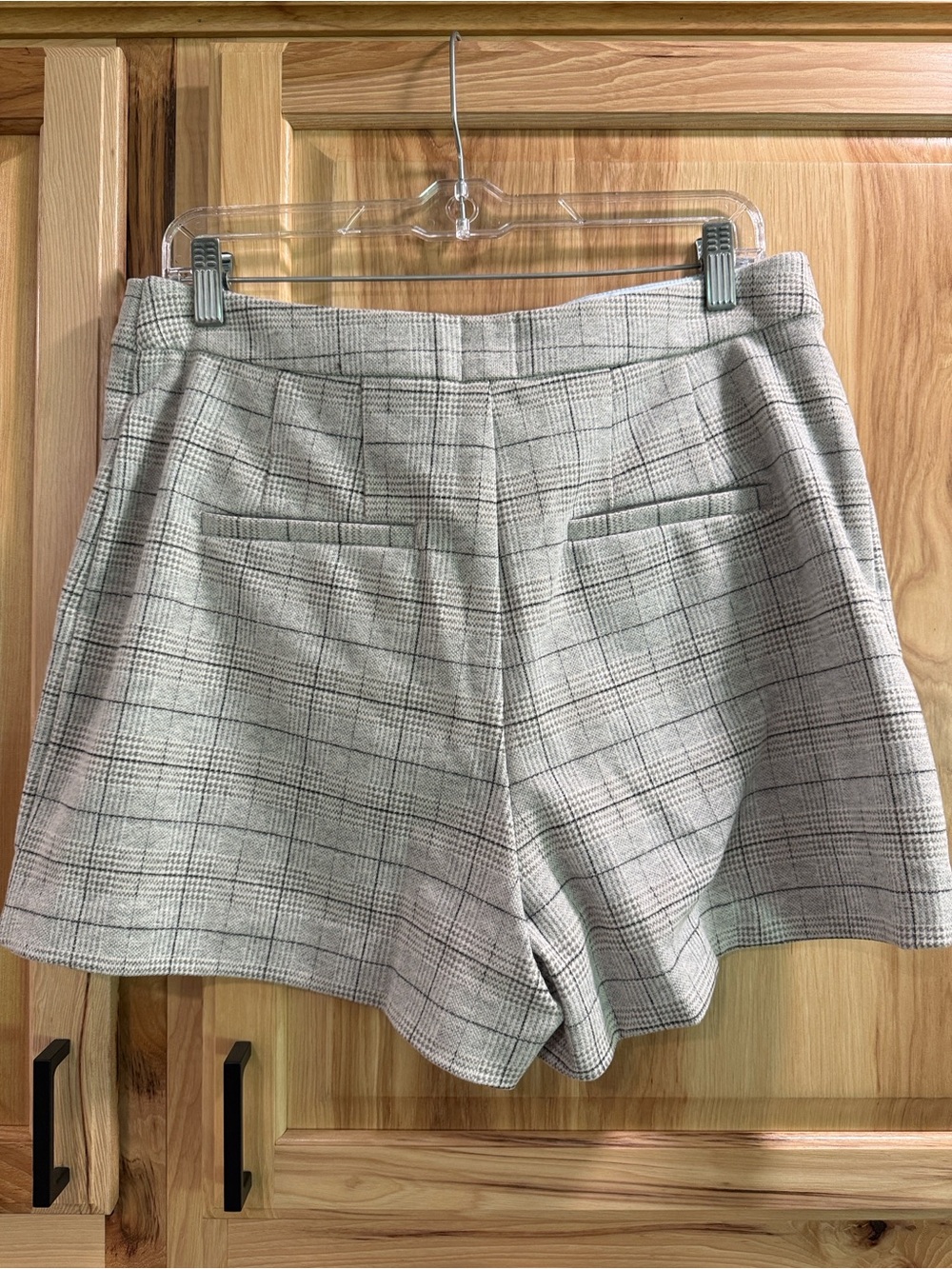 New! Anthropologie Maeve Cozy Plaid Preppy Classy Light Gray Skort Size 12 - Picture 5 of 12